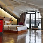 Otel The Public - Special Category