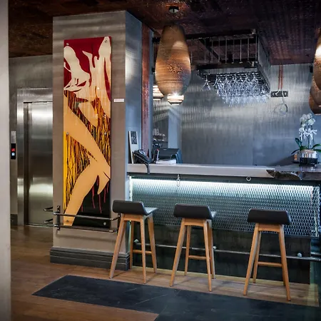 The Public - Special Category Stambuł