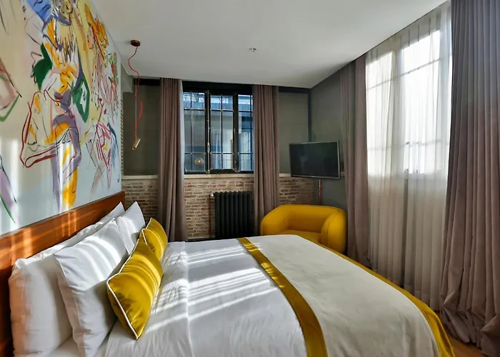 The Public - Special Category 4*