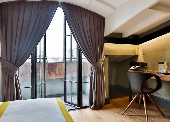 The Public - Special Category 4*