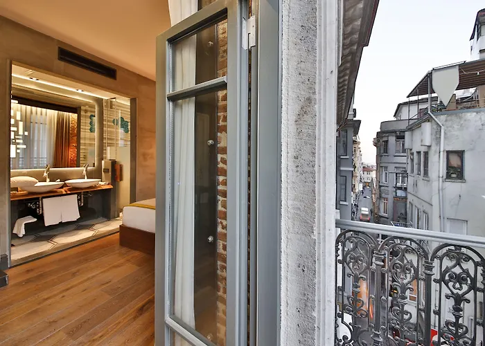 The Public - Special Category 4*